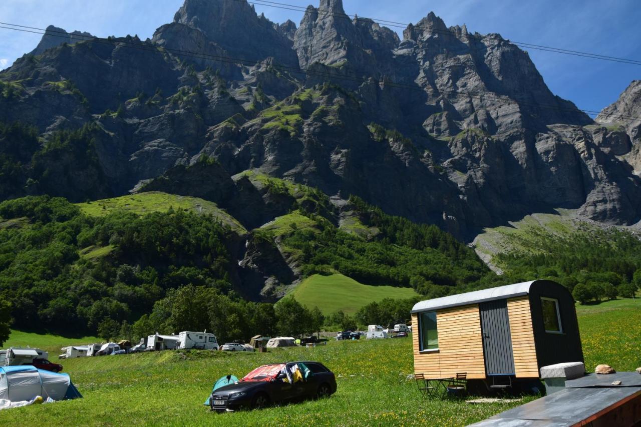 Campingplatz Mit Restaurant & Sportarena Лойкербад Экстерьер фото
